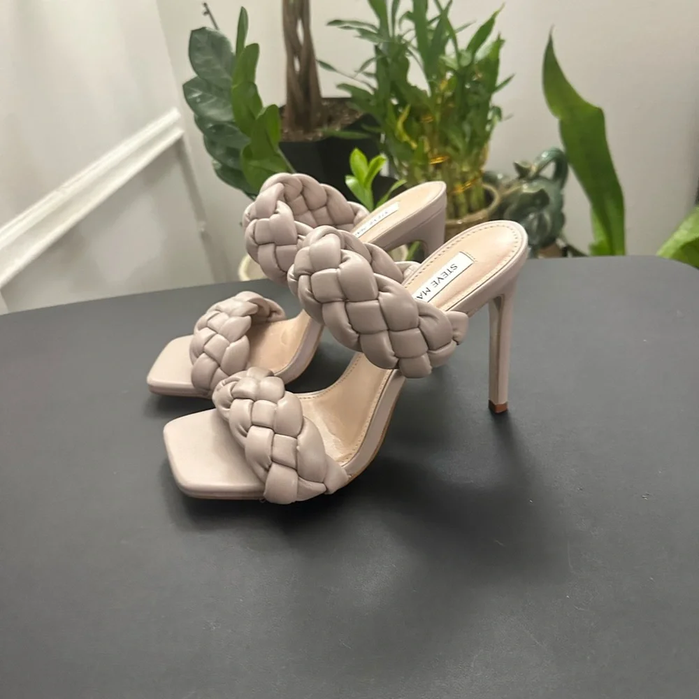 Steve Madden Women's Kenley Heels - Taupe NWOT